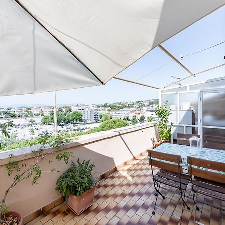 Central Station Terrace Apartment Near The Sea Pescara Exteriör bild
