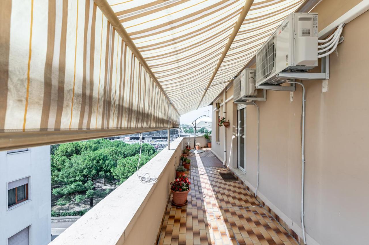 Central Station Terrace Apartment Near The Sea Pescara Exteriör bild
