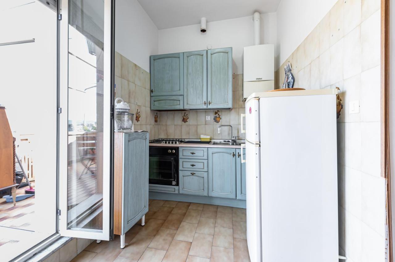 Central Station Terrace Apartment Near The Sea Pescara Exteriör bild