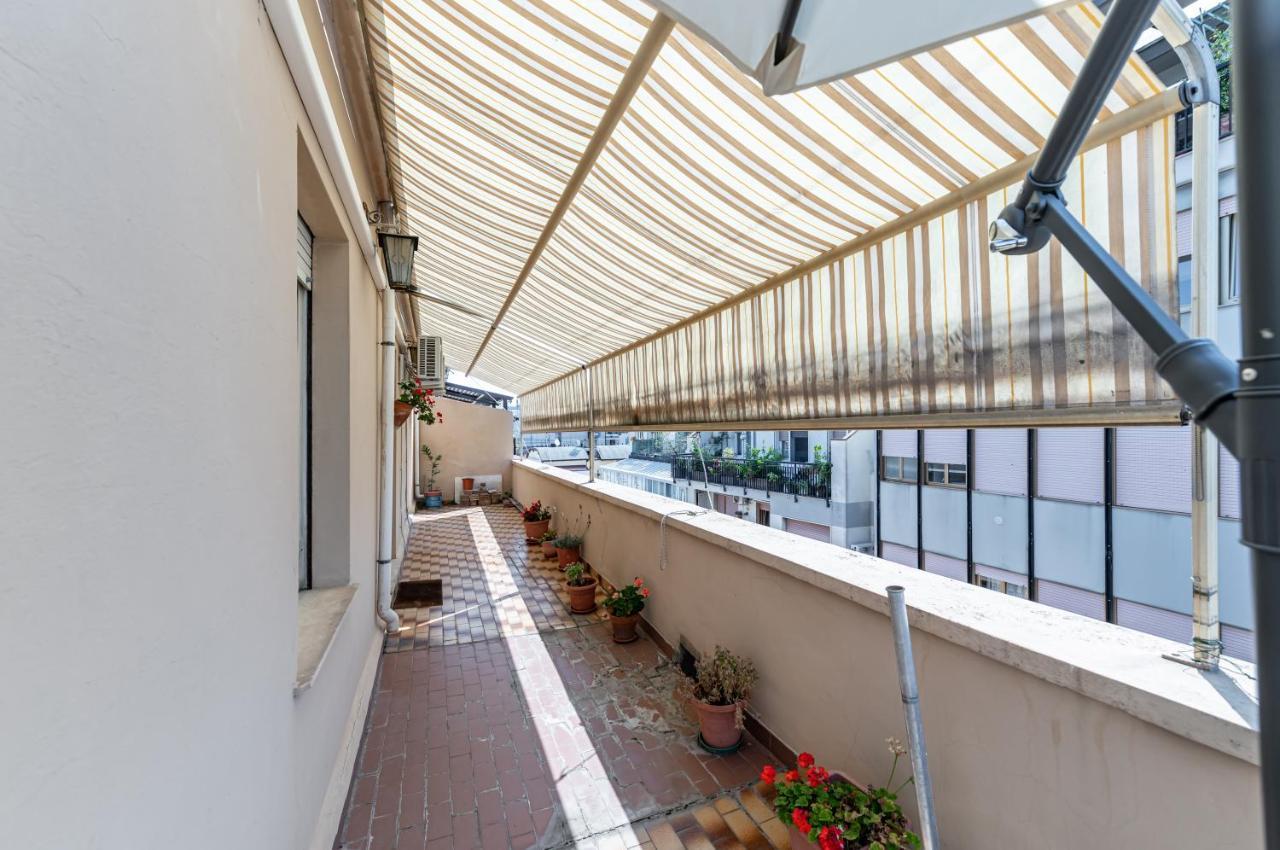Central Station Terrace Apartment Near The Sea Pescara Exteriör bild